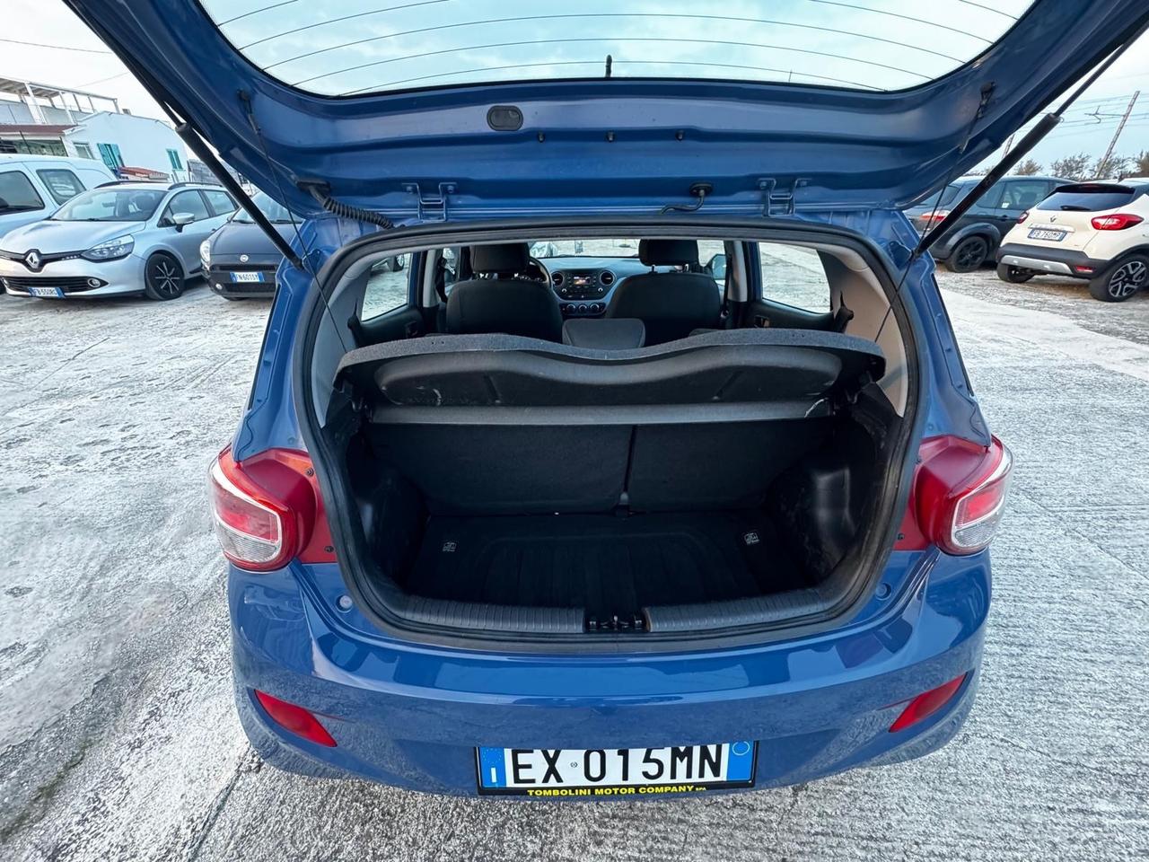 Hyundai i10 MPI Sound Edition Cambio Automatico