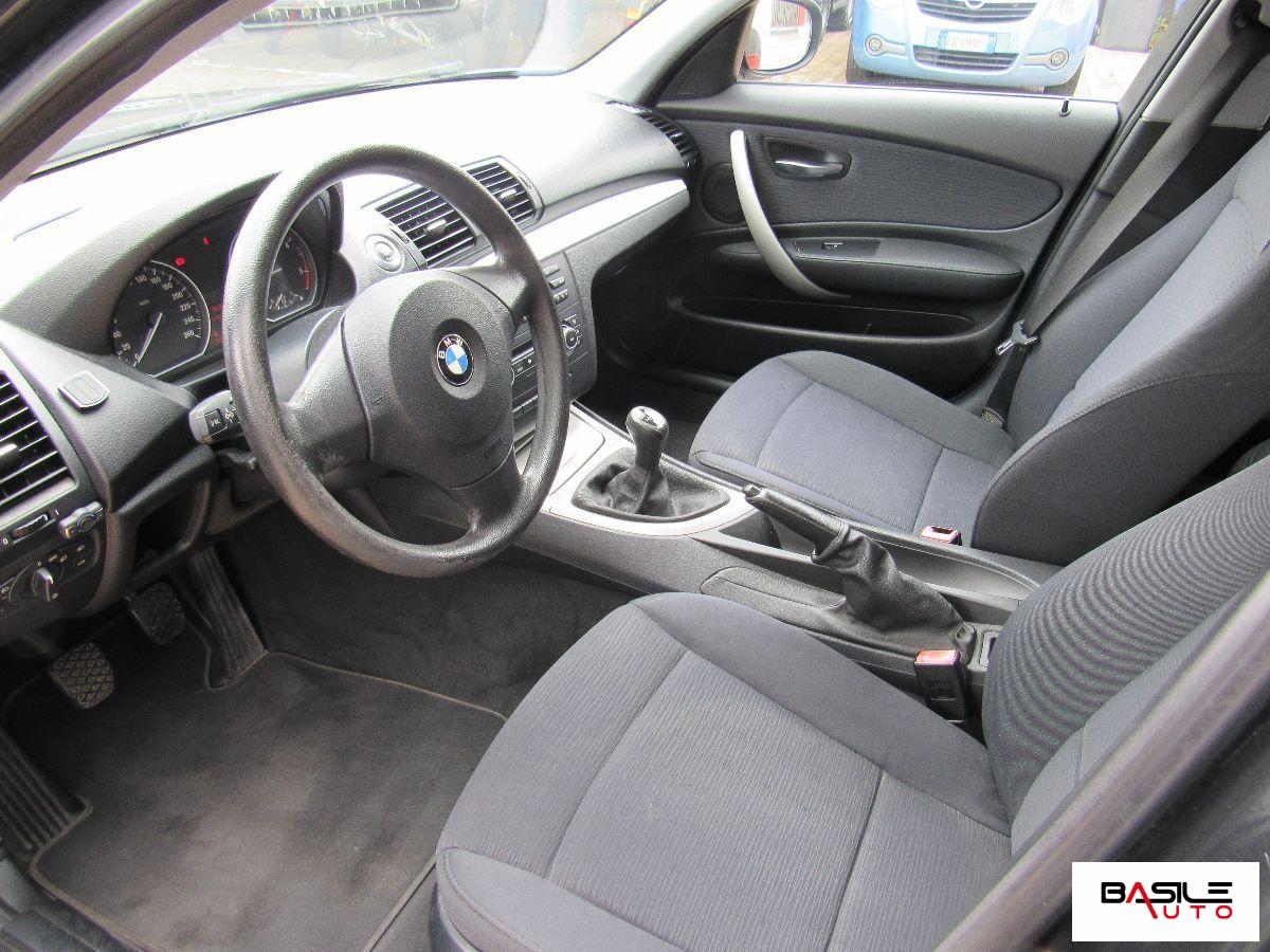 BMW - Serie 1 - 120d 5 porte Futura DPF