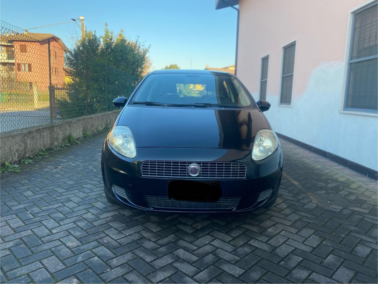 Fiat Grande Punto 1.4 5 porte neopatentati unici prop