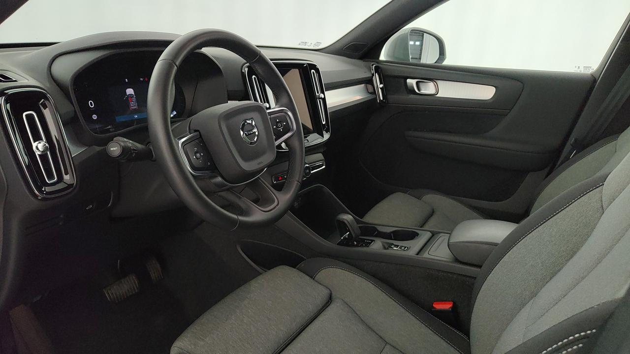 VOLVO XC40 2.0 b3 Core auto