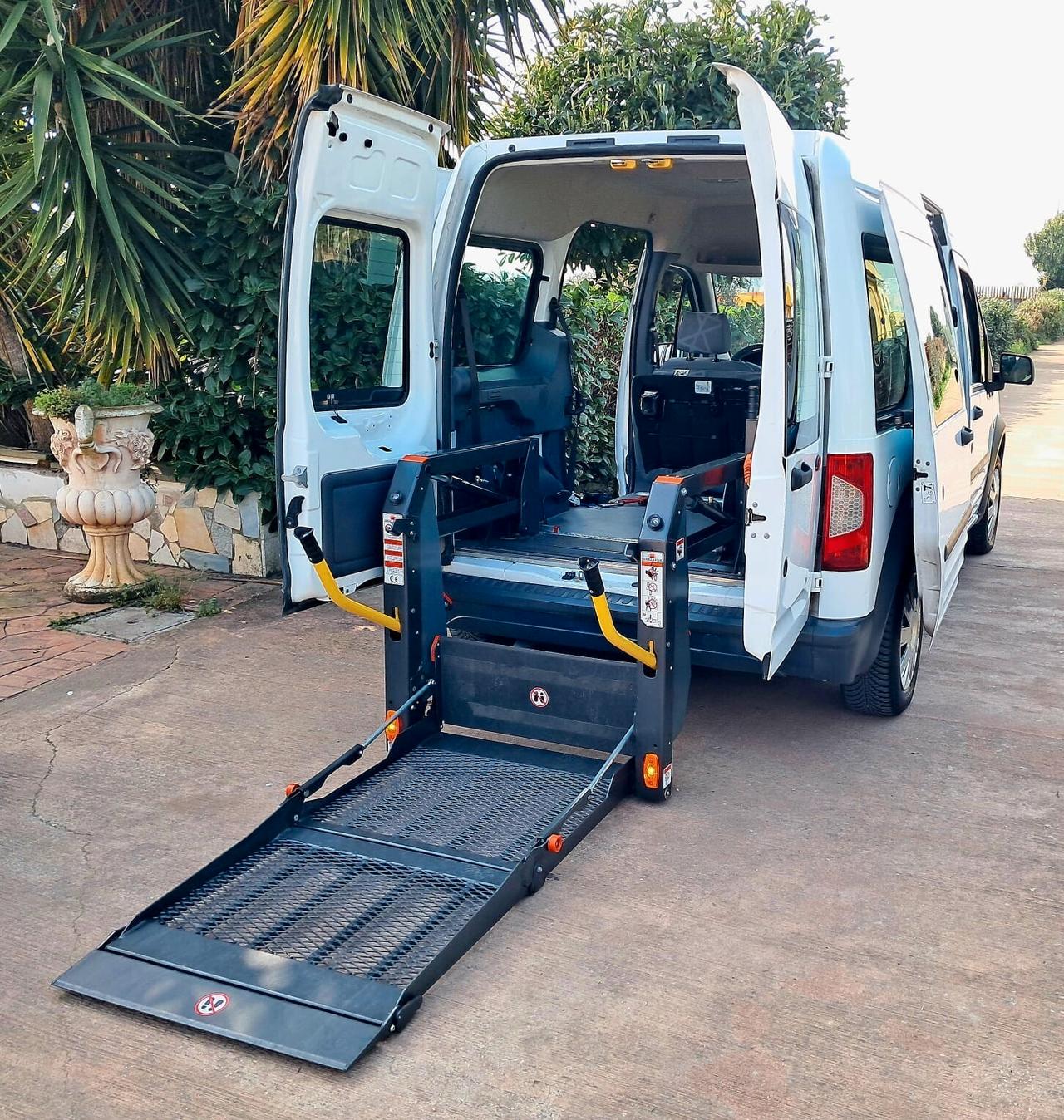 Ford Transit Connect Tourneo TRASPORTO DISABILI PEDANA ELETTROIDRAULICA TETTO ALTO