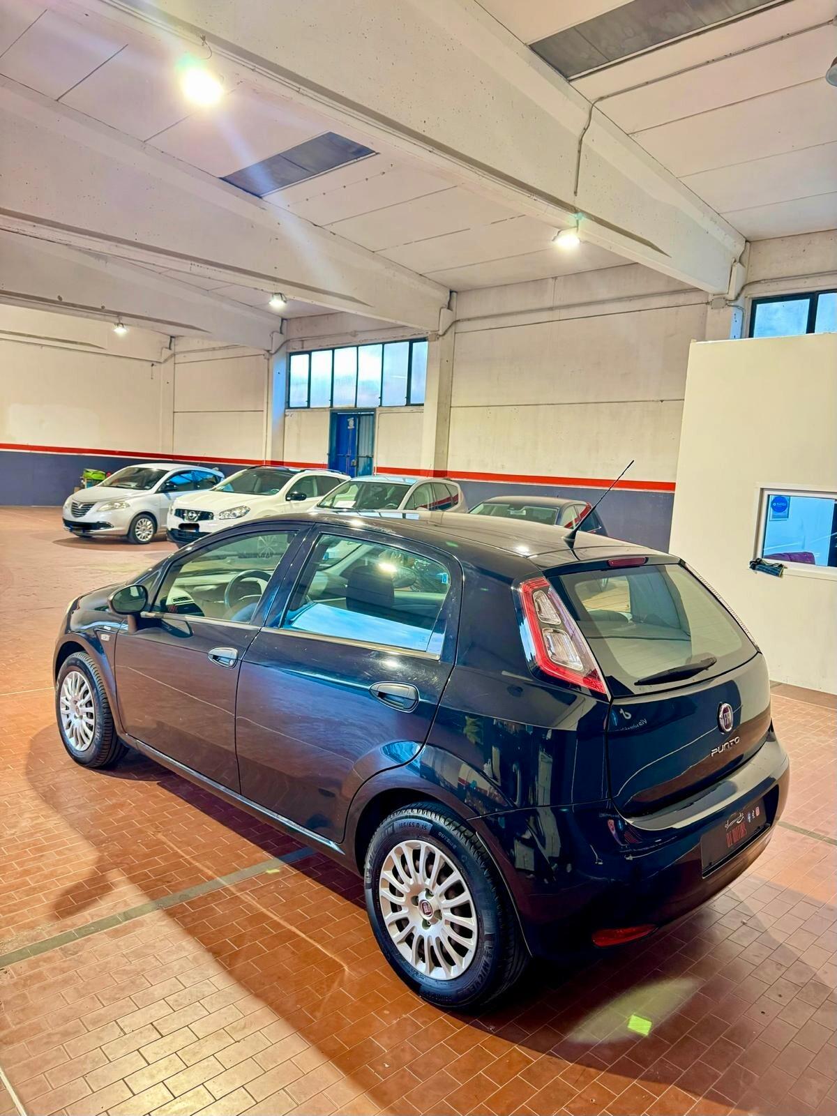Fiat Punto 1.3 MJT II 75 CV 5 porte Street