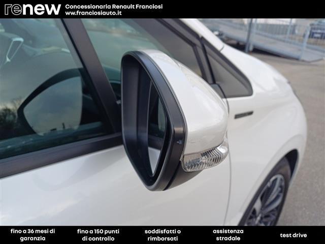 PEUGEOT 208 5 Porte 1.2 PureTech 82cv Signature S&S