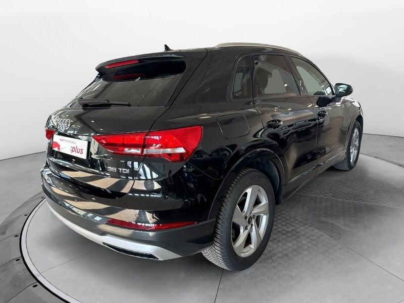 Audi Q3 35 2.0 tdi Business Advanced s-tronic