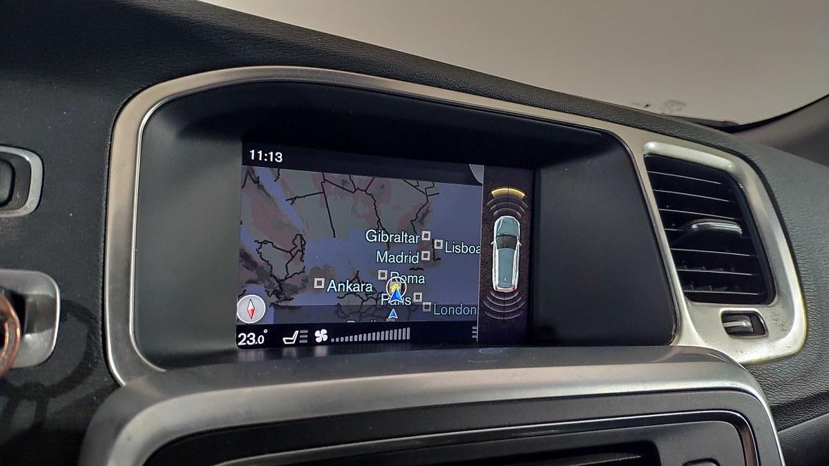 VOLVO V60 D6 Twin Engine Geartronic Summum