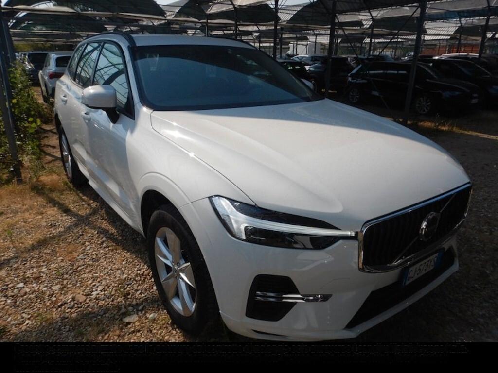 VOLVO XC60 2.0D 197CV B4 (D) AUTOMATIC AWD MOMENTUM ( FARI LED - COCKPIT - CRUISE - MIRROR - PDC - CERCHI 18 )