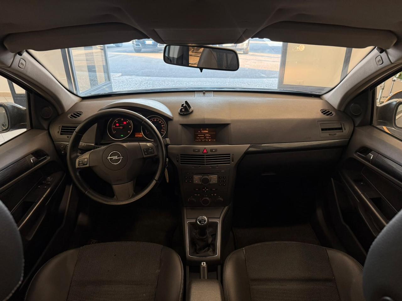 Opel Astra 1.9 CDTI 120CV 5 porte Cosmo
