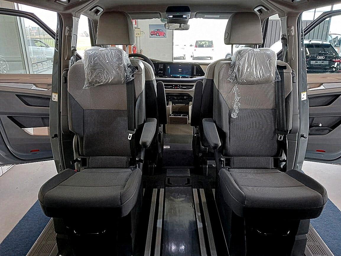 Volkswagen T7 Multivan 1.5 245cv PHEV 4MOTION 4X4 LIFE 7P PRONTA CONS