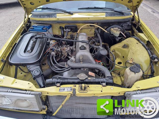 MERCEDES-BENZ 200 W123