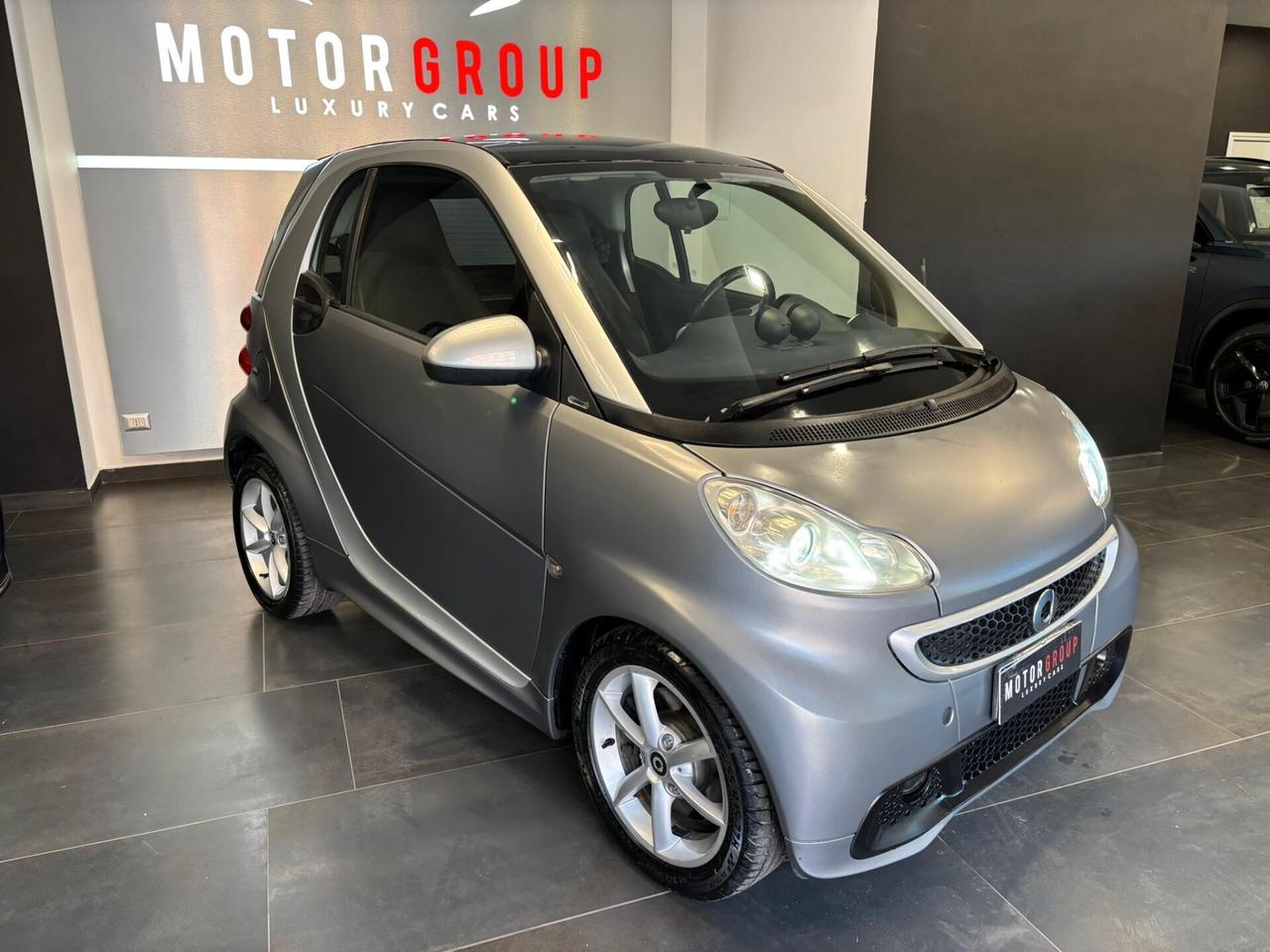 Smart ForTwo 1000 52 kW MHD coupé pulse Tetto Panoramico