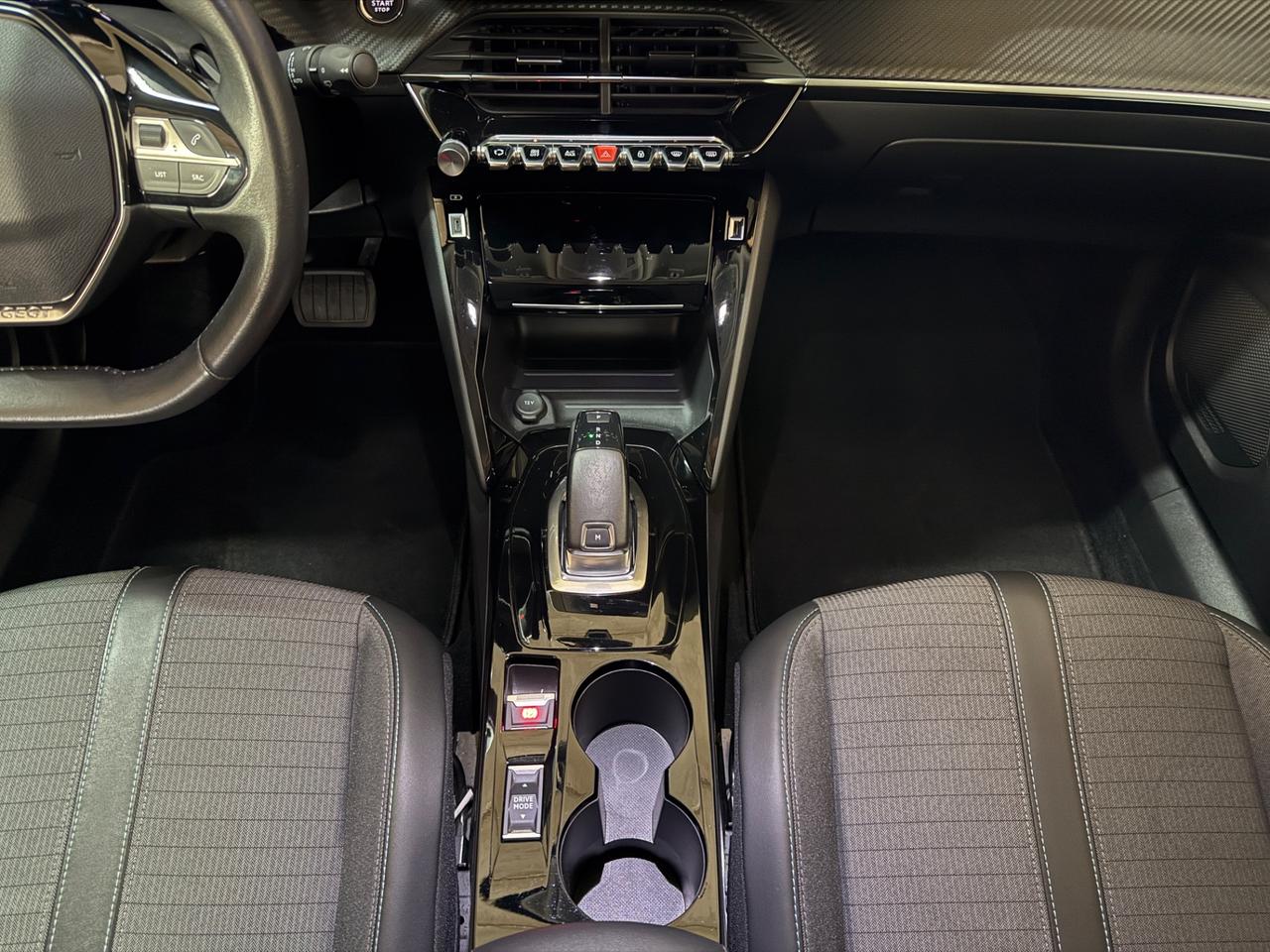 Peugeot 2008 BlueHDi 130 S&S EAT8 Allure Pack