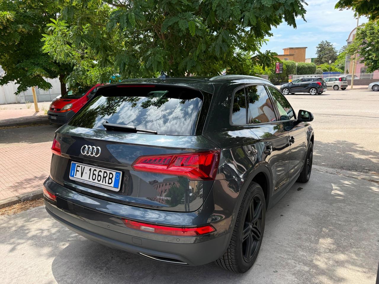 Audi Q5 TDI KM.81.000! QUATTRO