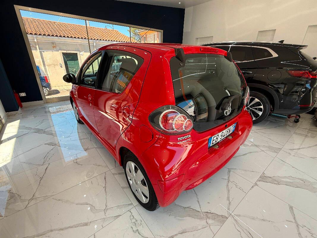 Toyota Aygo TOYOTA AYGO 1.0 Sol Red Edition 5p AUTOMATICA
