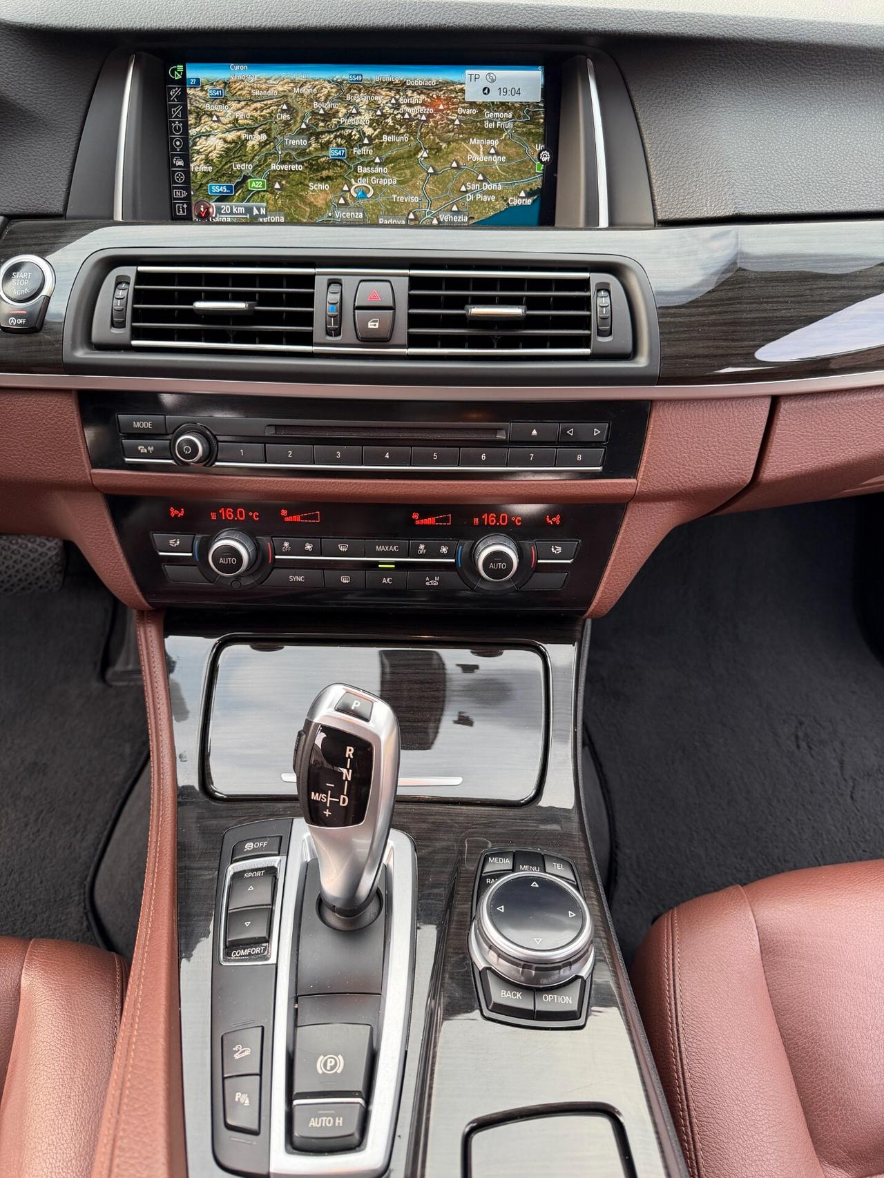 Bmw 530d xDrive Touring Luxury EURO6