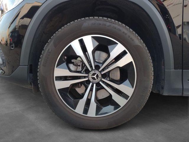 MERCEDES-BENZ GLA 200 d Automatic Sport