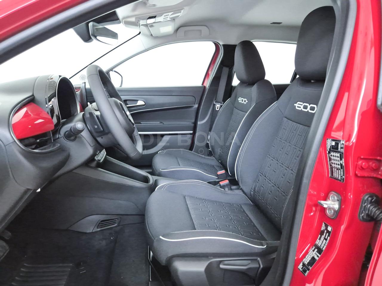 Fiat 600 1.2 hybrid 110cv auto