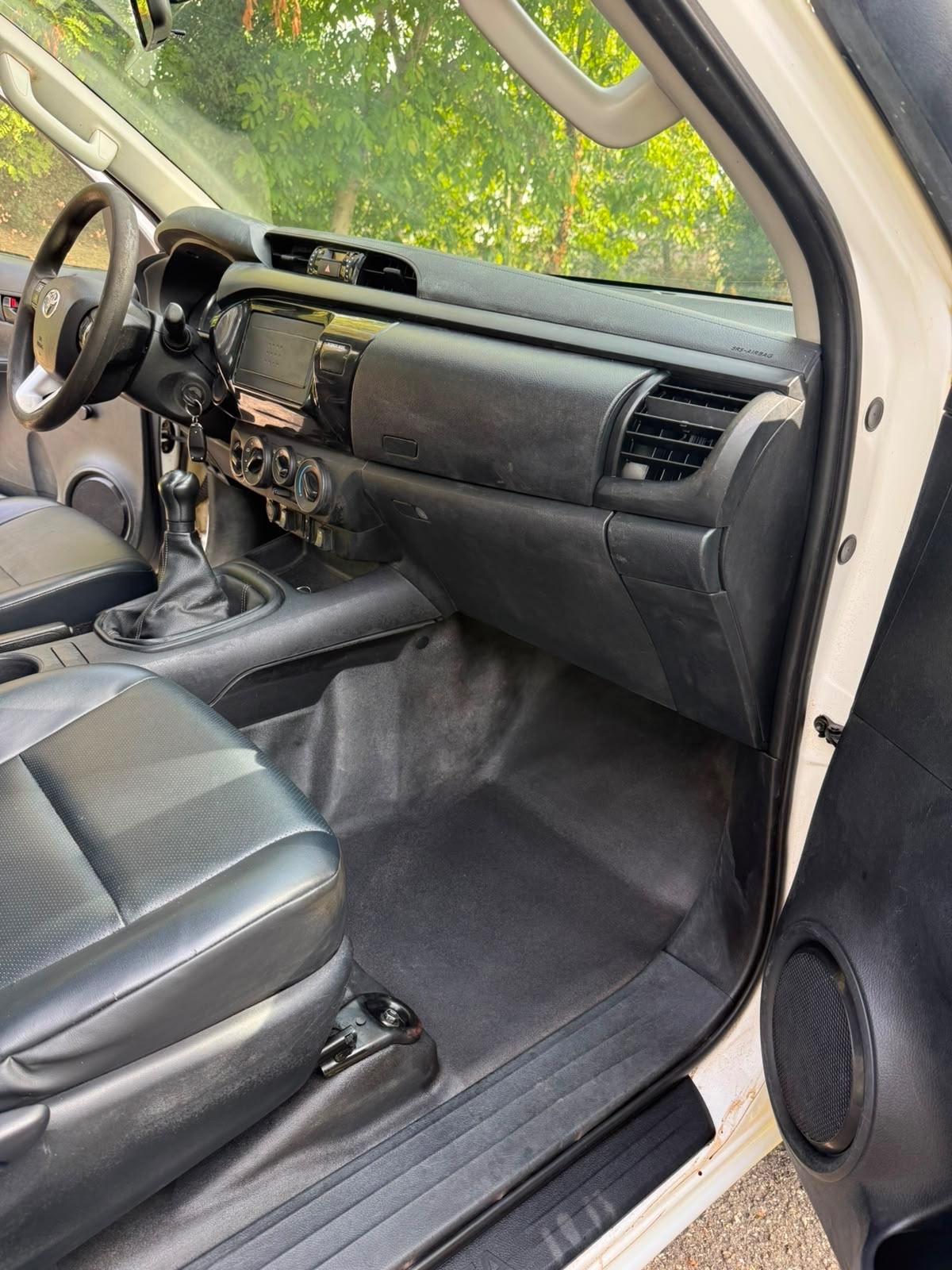 Toyota Hilux PICK-UP -2021 UNICO PROP!!! OK PERMUTE