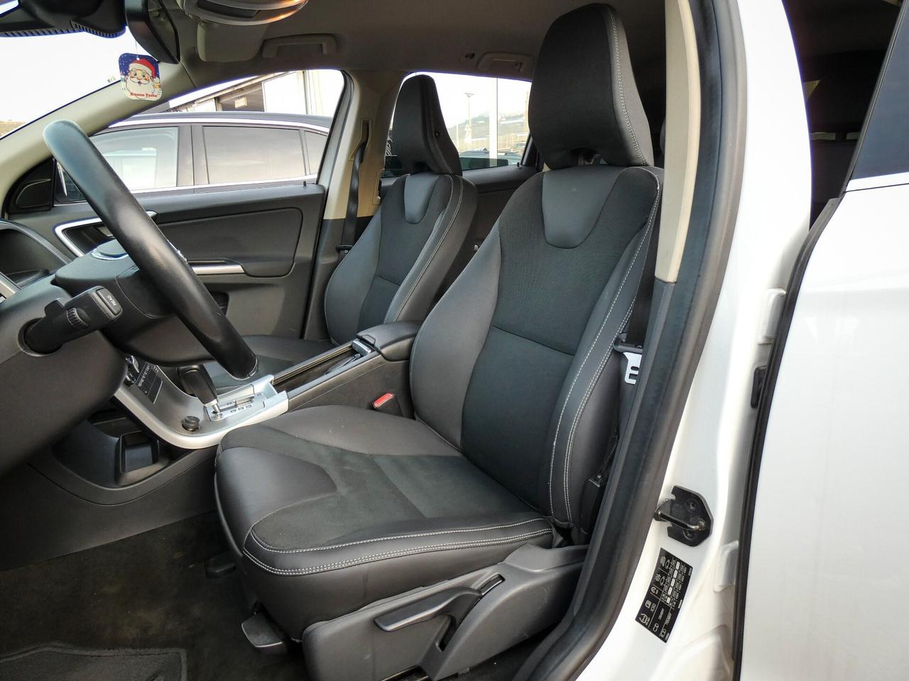 Volvo XC 60 XC60 2.4 D 175 CV FWD Geartronic Kinetic