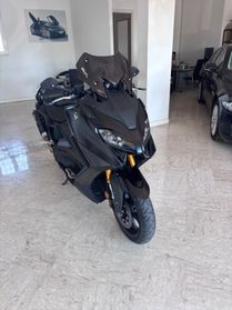 Yamaha T Max 560