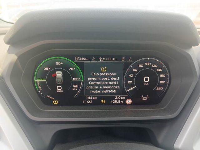 AUDI Q4 e-tron Q4 40 e-tron Business Advanced