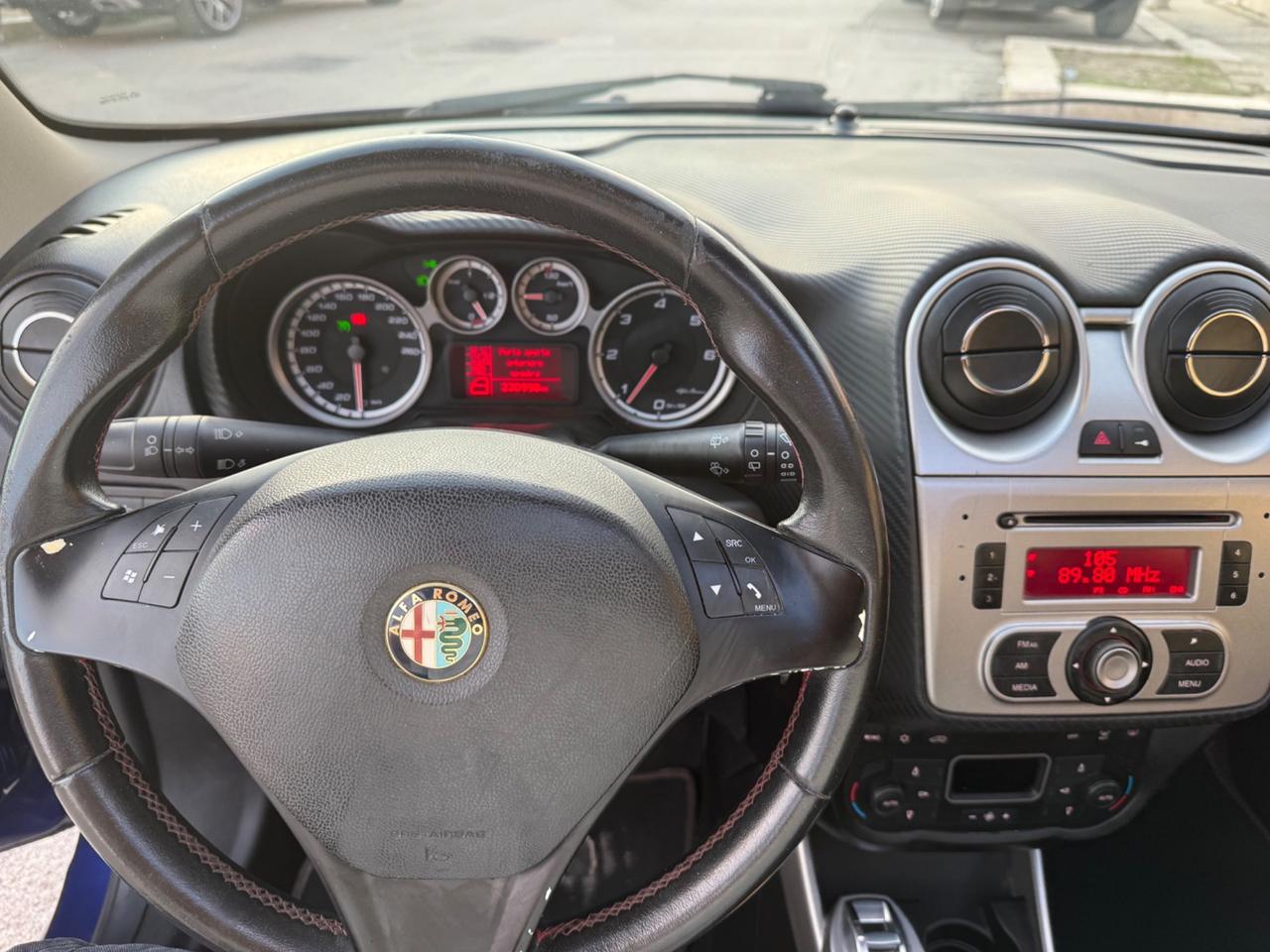 Alfa Romeo MiTo 1.6 JTDm-2 S&S Distinctive Sport Pack