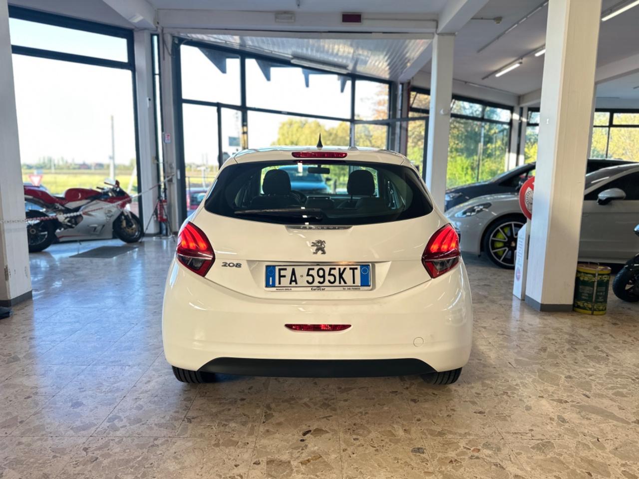 Peugeot 208 1.4 Bhdi 75cv Allure 07/2015 Neopatentato Euro 6