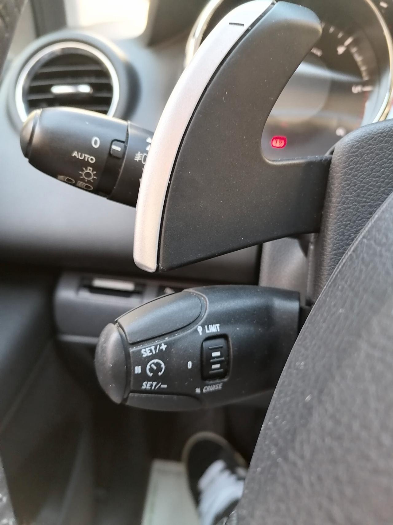 Peugeot 3008 1.6 e-HDi 112CV CAMBIO AUTOMATICO 2011