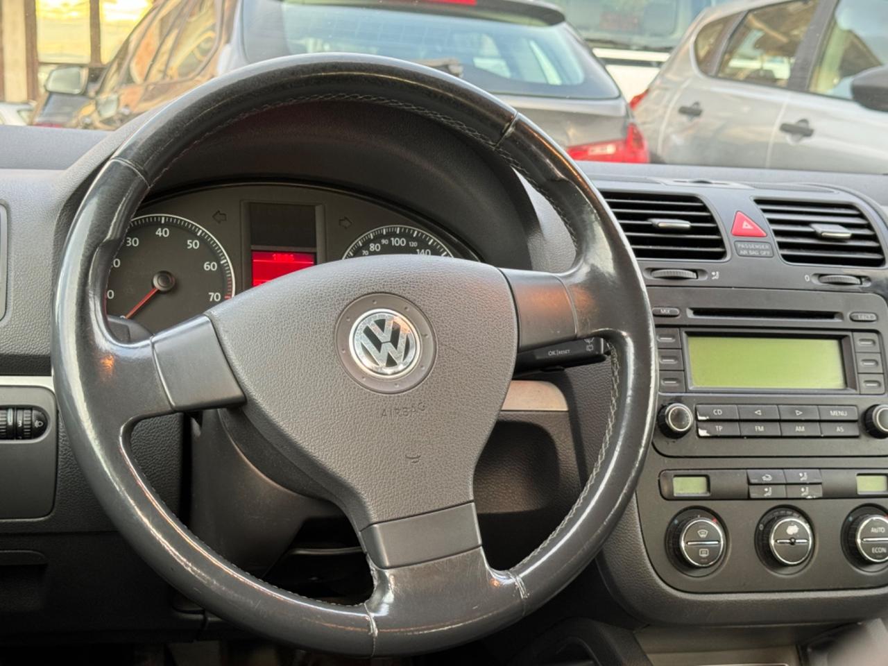 Volkswagen Golf 1.6 16V FSI 5p. Sportline