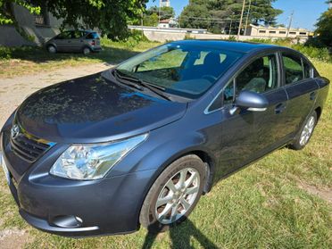 Toyota Avensis 2.0 D-4D Sol