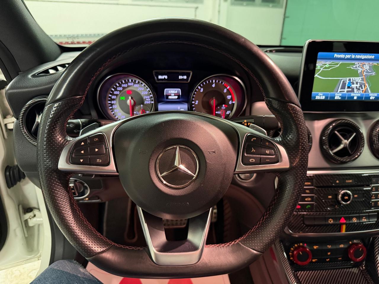 Mercedes-benz CLA 200 CDI Premium