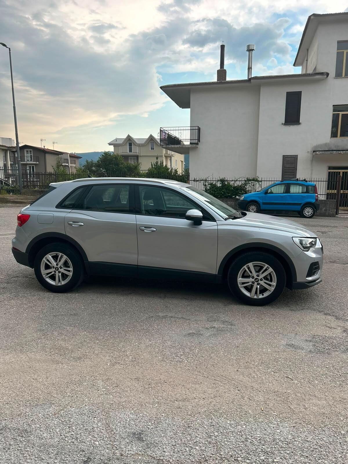 Audi Q3 35 TDI S tronic S-line edition