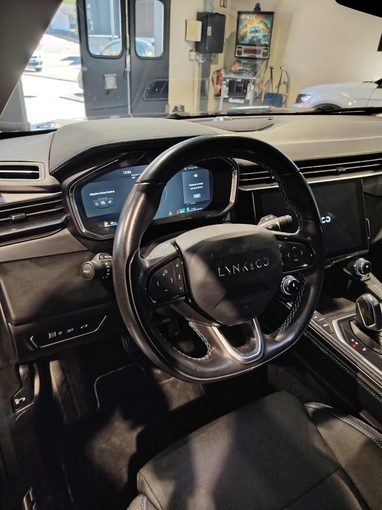 Lynk&co 01 PHEV