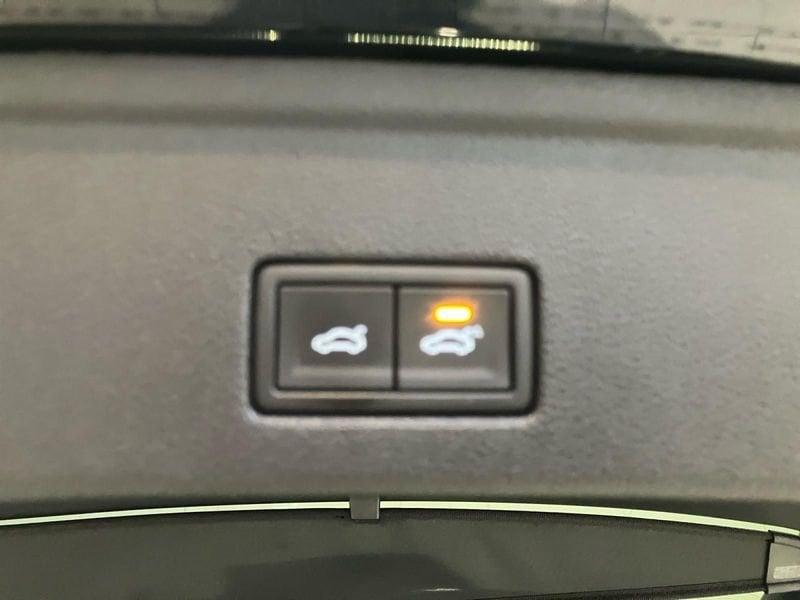 Volkswagen Touareg 3.0 V6 TDI SCR 210kW Elegance R-line Exterior