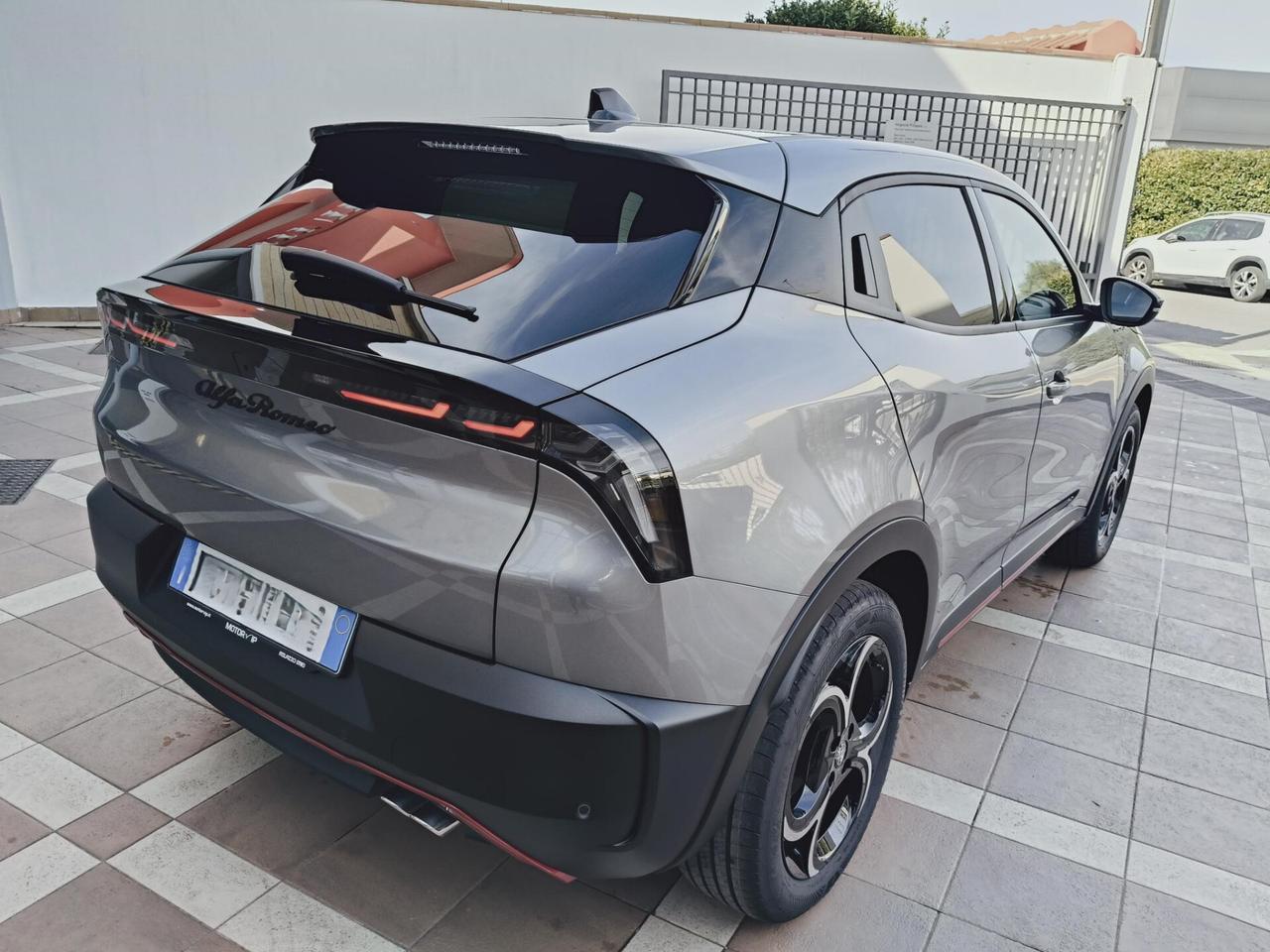 Alfa Romeo Junior 1.2 136 CV Hybrid Speciale KM.ZERO