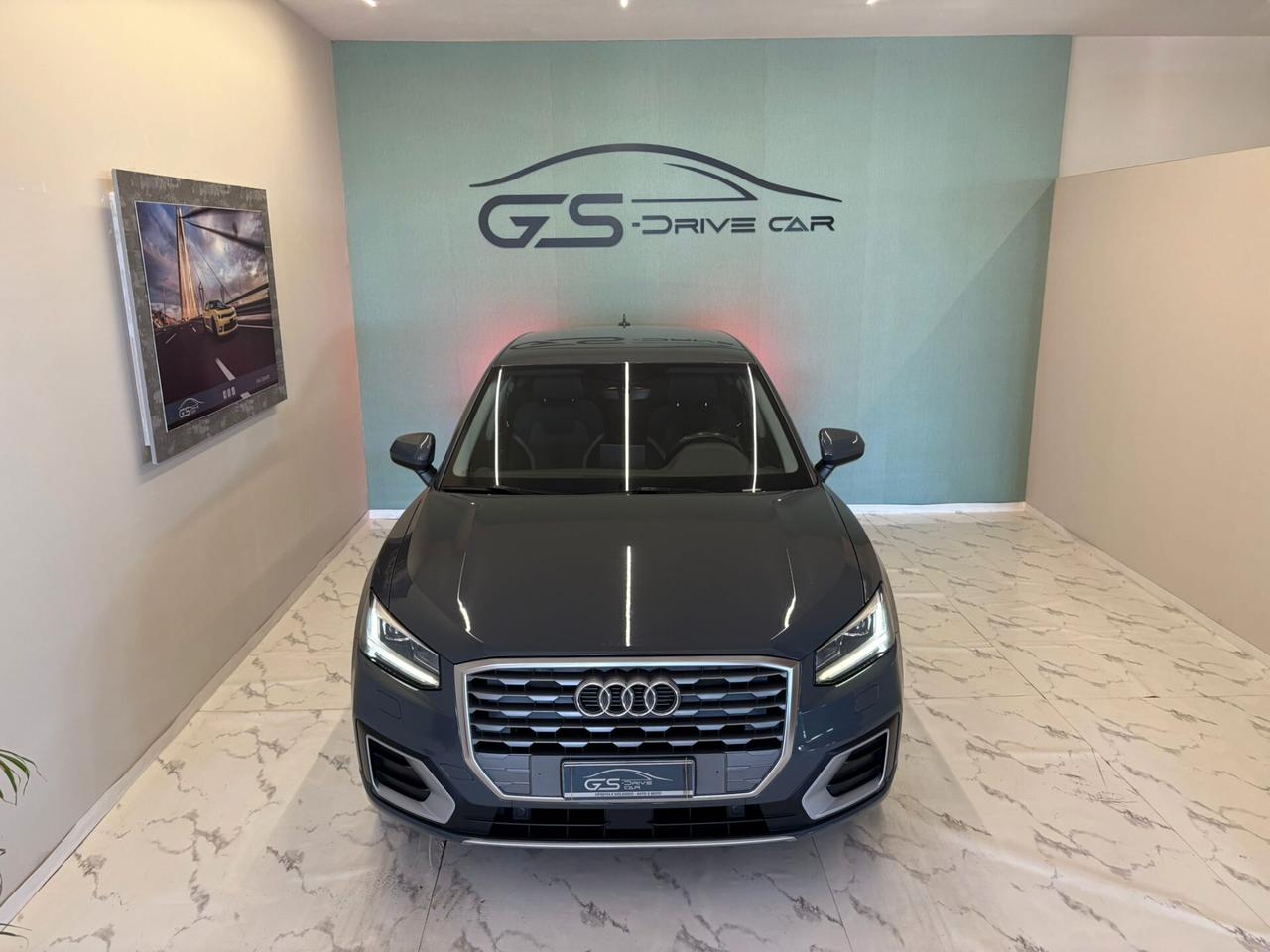 Audi Q2 1600cc TDI 116cv IDENTITY BLACK