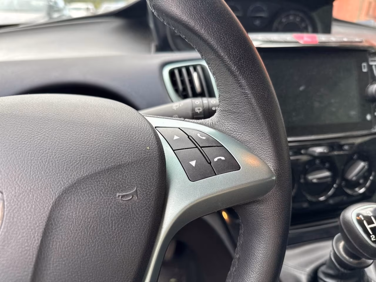 LANCIA Ypsilon III 2021 - Ypsilon 1.0 firefly hybrid Gold s&s 70cv 5p.ti