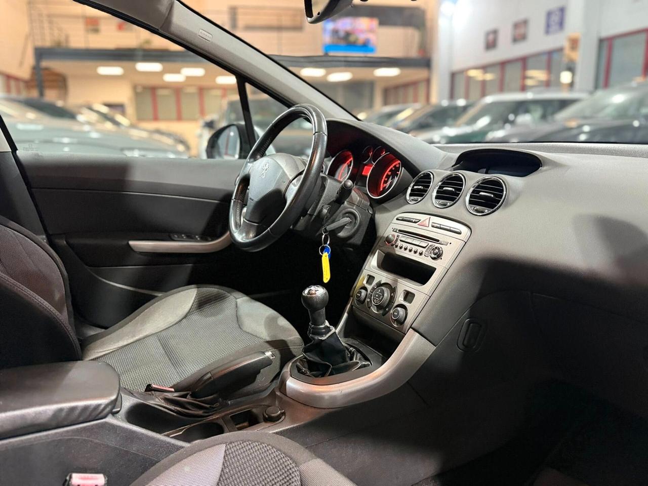 Peugeot 308 1.6 8V HDi 92CV 5p. Active 2012