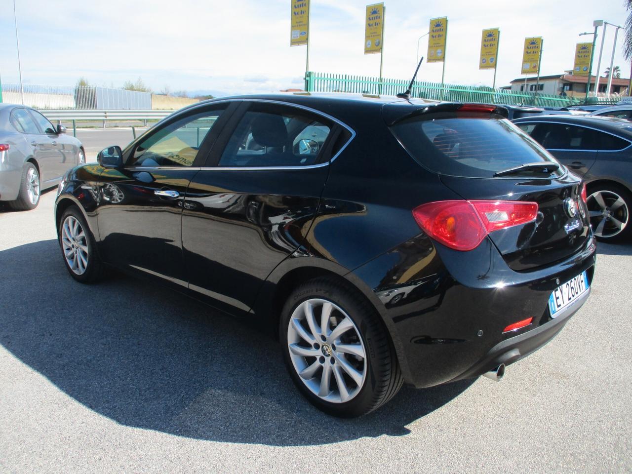 Alfa Romeo Giulietta 1.6 JTDM 105CV E5 EXCLUSIVE NAVI/PDC KM CERTIFICAT
