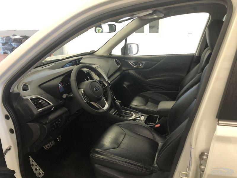 Subaru Forester Forester 2.0 e-Boxer MHEV CVT Lineartronic Premium