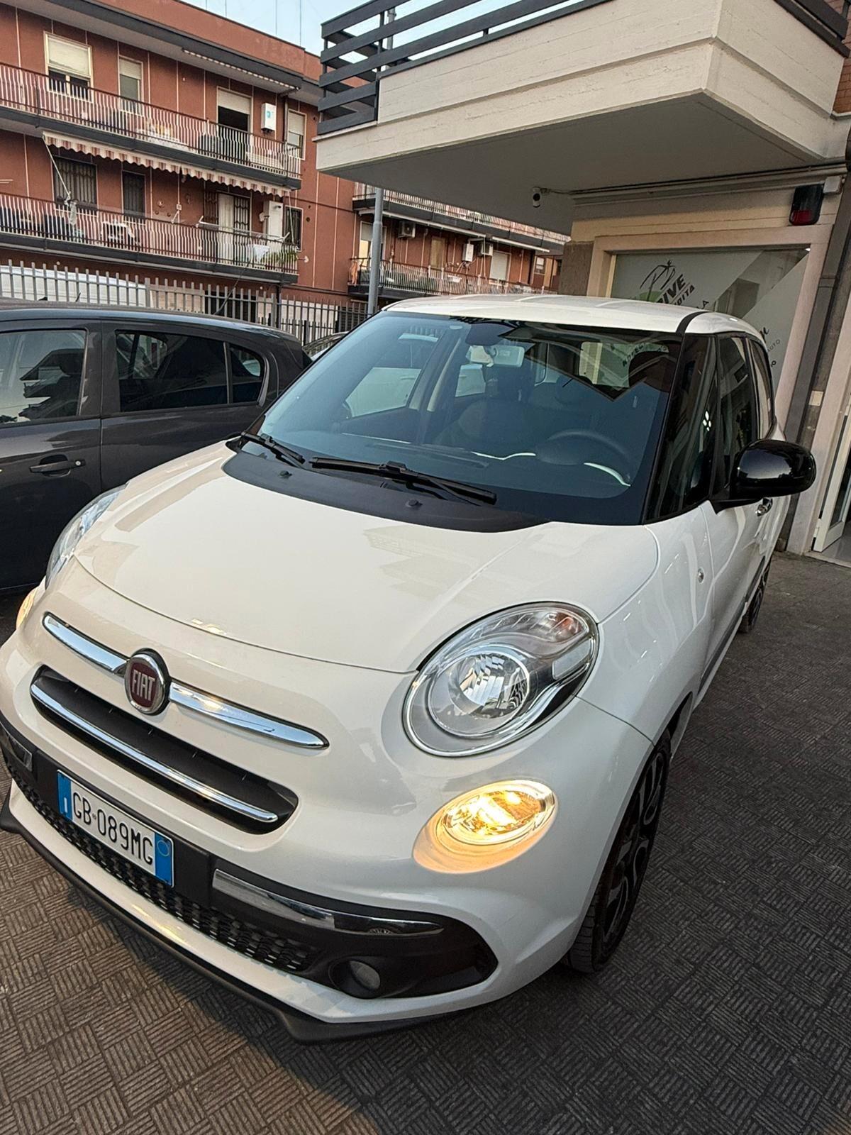 Fiat 500L 1.6 Multijet 120 CV Mirror