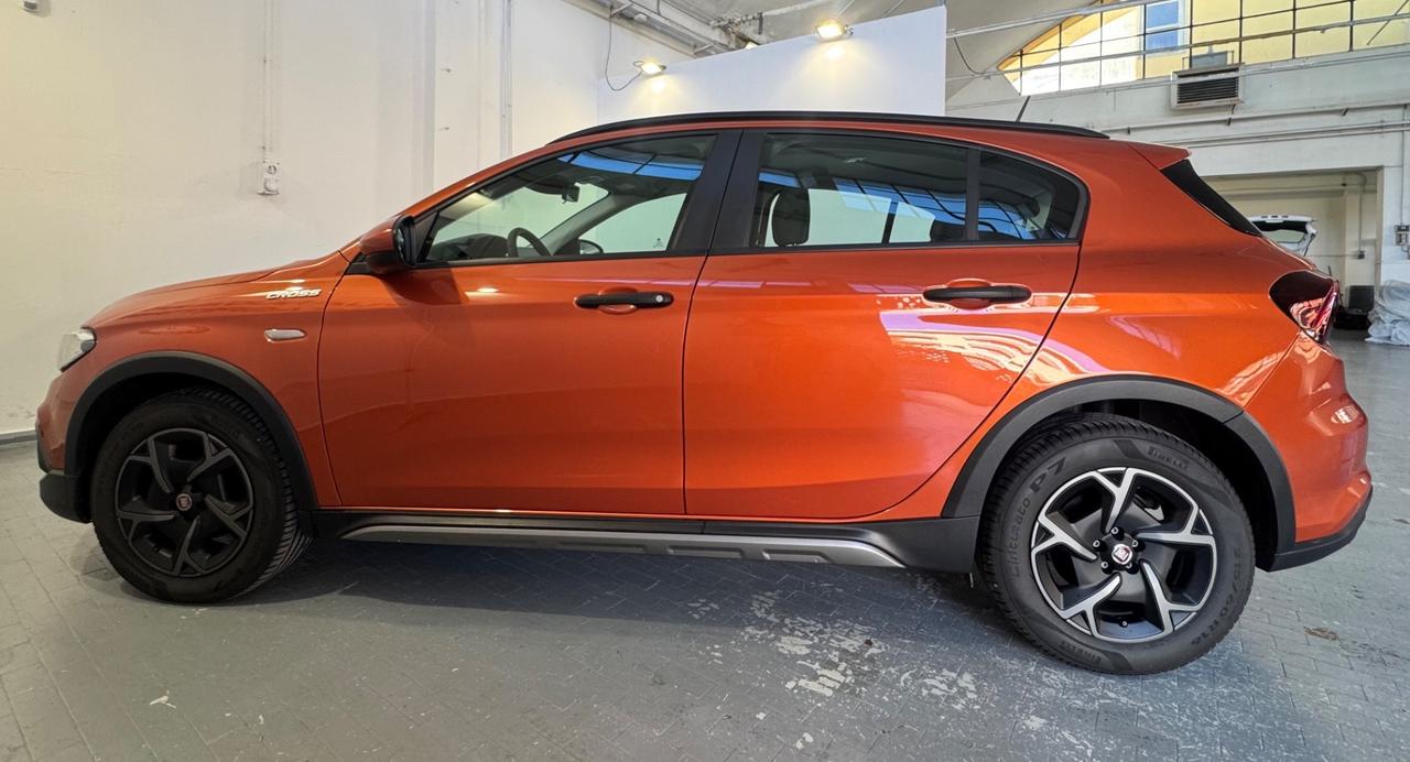 Fiat Tipo 1.5 Hybrid DCT 5 porte Cross