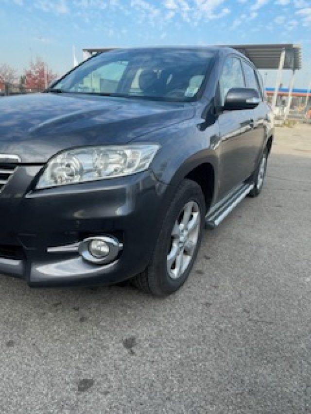 TOYOTA RAV 4 MY23 RAV4 Crossover 2.2 D-4D 150 CV DPF Exclusive