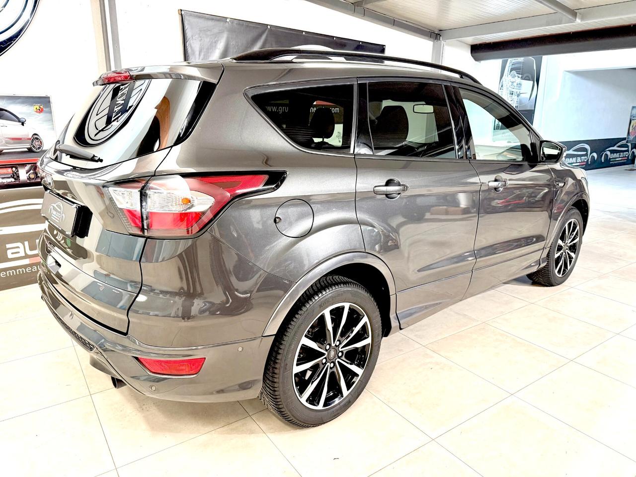 Ford Kuga 1.5 TDCI 120 CV ST-Line