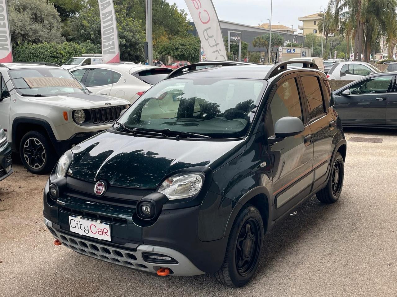 Fiat Panda 1.0 FireFly S&S Hybrid Garmin
