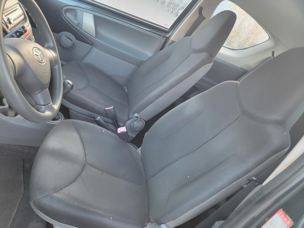 Toyota Aygo 1.0 12V VVT-i 3 porte INCIDENTATA