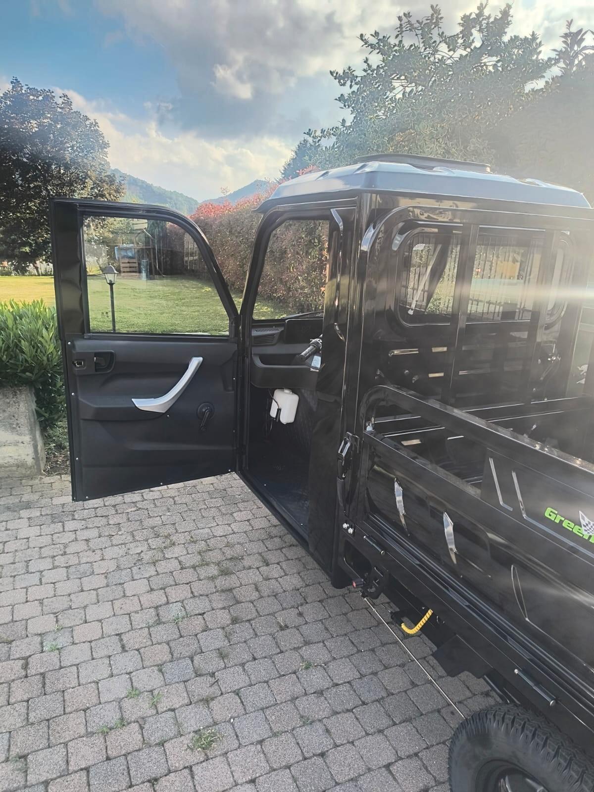 MOTOCARRO ELETTRICO CABINATO CASSONE RIBALTABILE