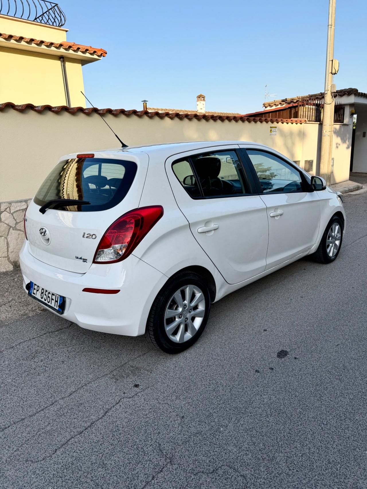 Hyundai i20 1.2 5p. BlueDrive GPL Classic