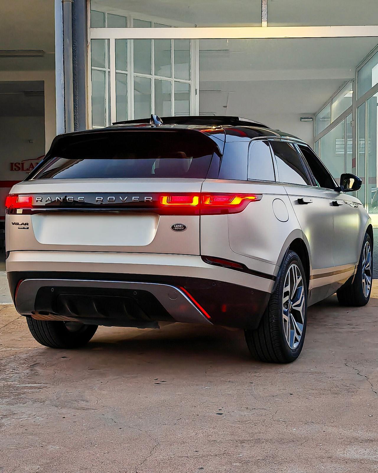 Land Rover Range Rover Velar 2.0D I4 240 CV R-Dynamic SE