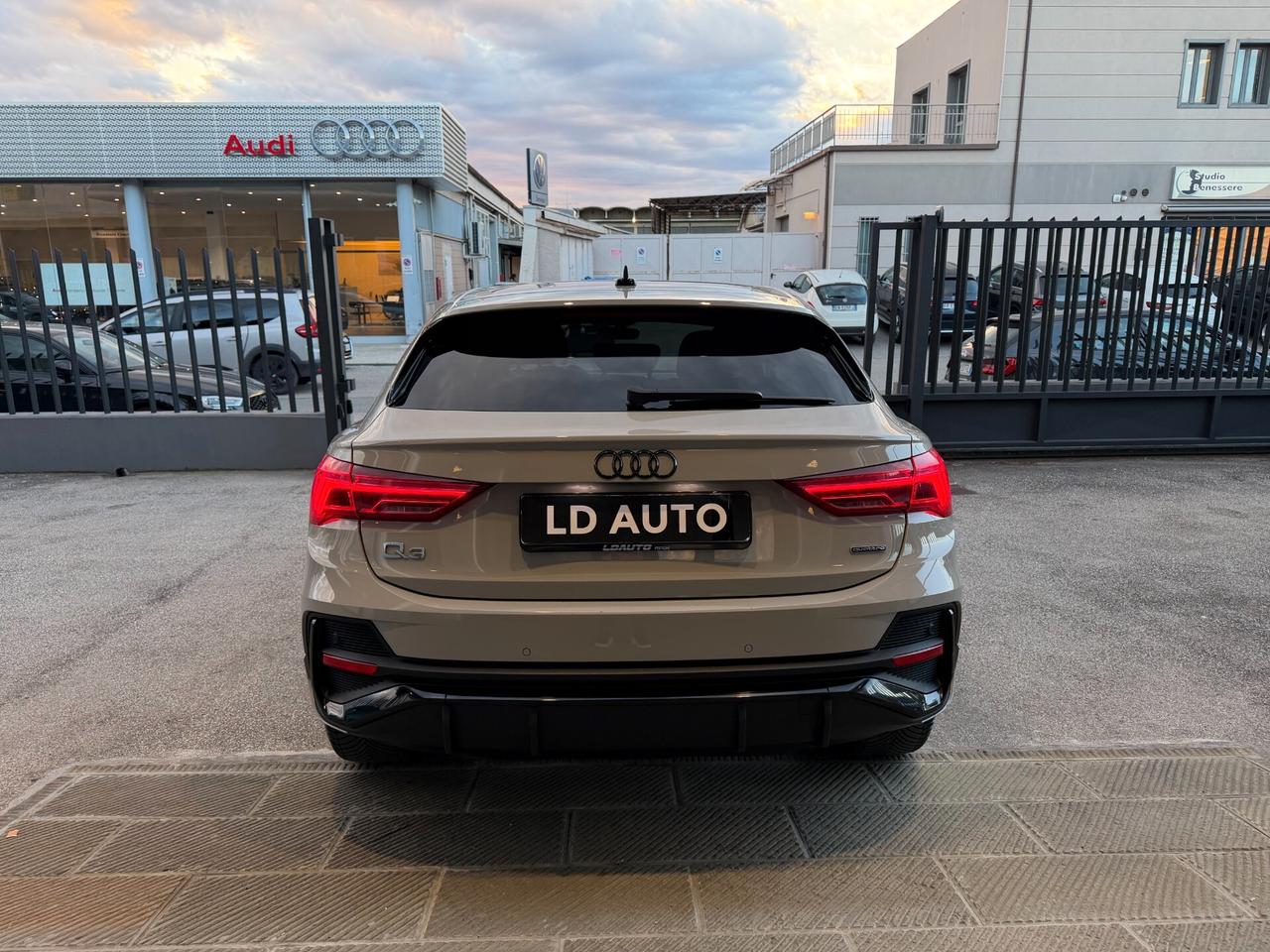 Audi Q3 SPB 40 TDI quattro S tronic line edition
