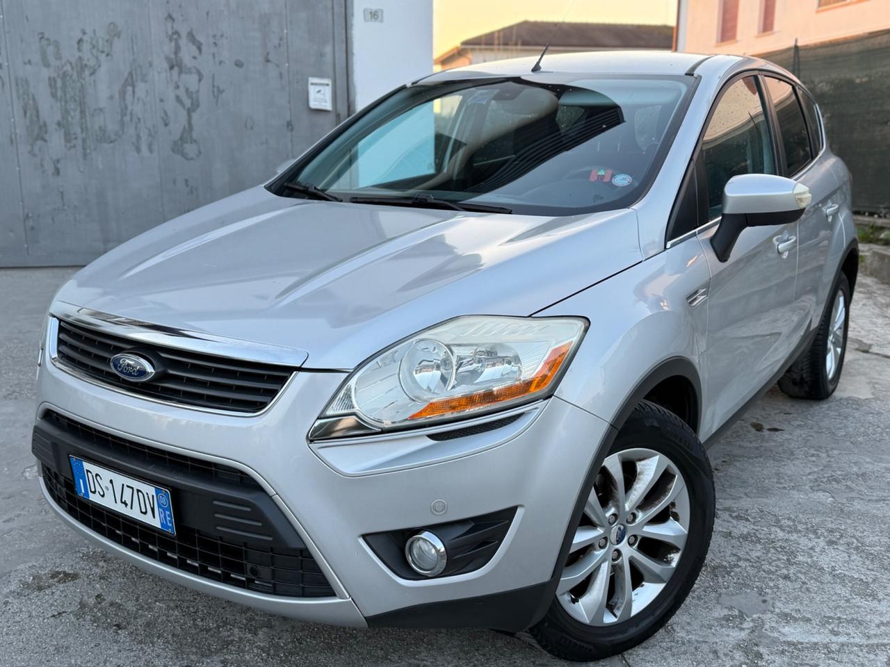 Ford Kuga 2.0 TDCi 4WD 4x4 Titanium SOLI 147 MILA KM